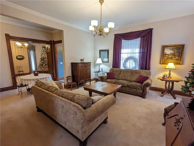 $600,000 | 433 West State Street, Troy, KS 66087