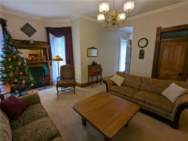 $600,000 | 433 West State Street, Troy, KS 66087