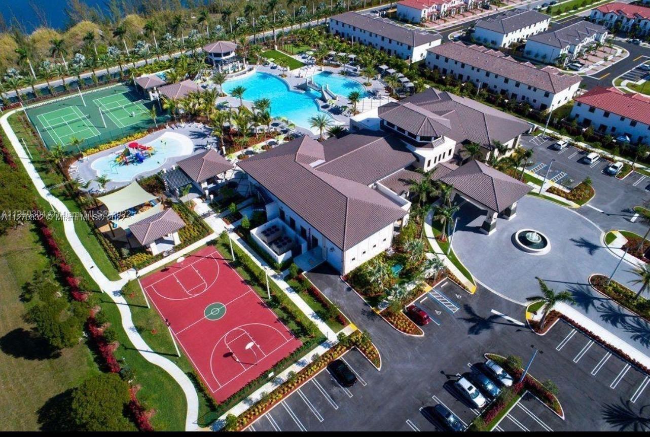 7809 Northwest 104th Avenue, Unit 33 Doral, FL 33178 - Photo 14 of 35 Gallery Image 14