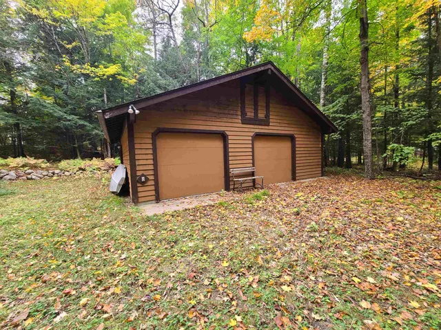 $159,500 | W16125 South Loop Drive, Armstrong Creek, WI 54103
