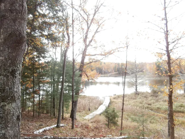 $159,500 | W16125 South Loop Drive, Armstrong Creek, WI 54103