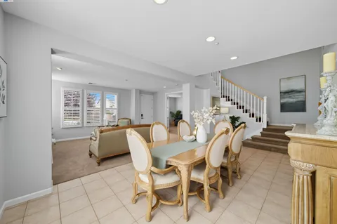 a view of entryway and hall