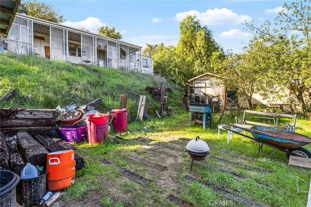a view of a pathway with a yard