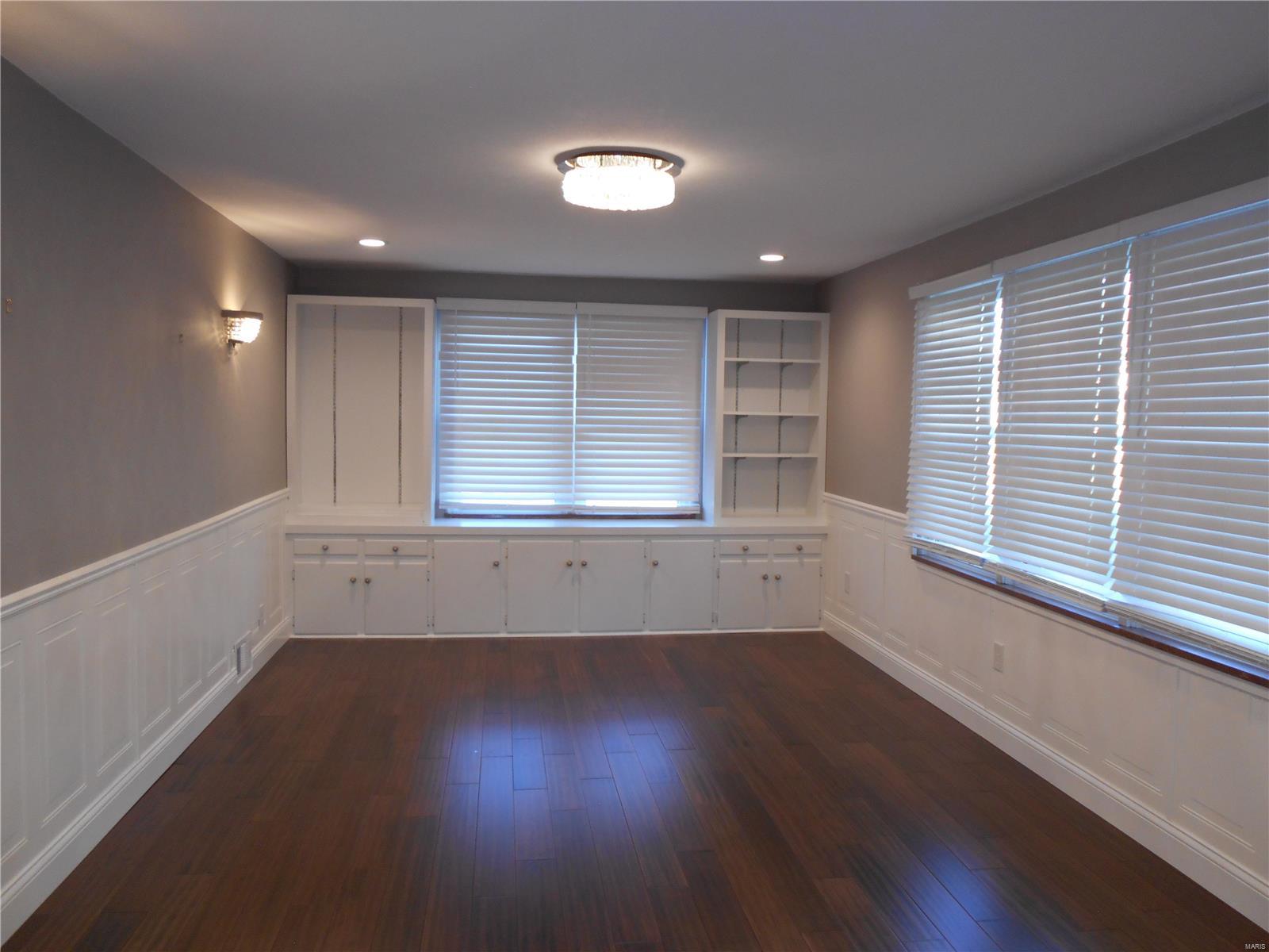 58 Riviera Drive Granite City, IL 62040 - Photo 8 of 17 Gallery Image 8