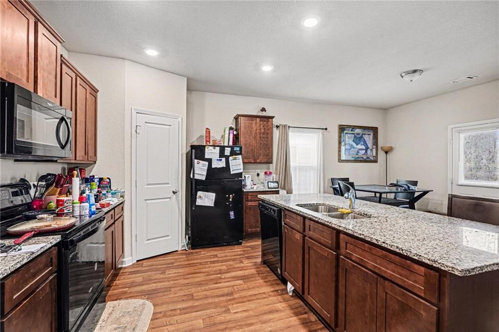 10894 Wheeler Trace Hampton, GA 30228 - Photo 8 of 29