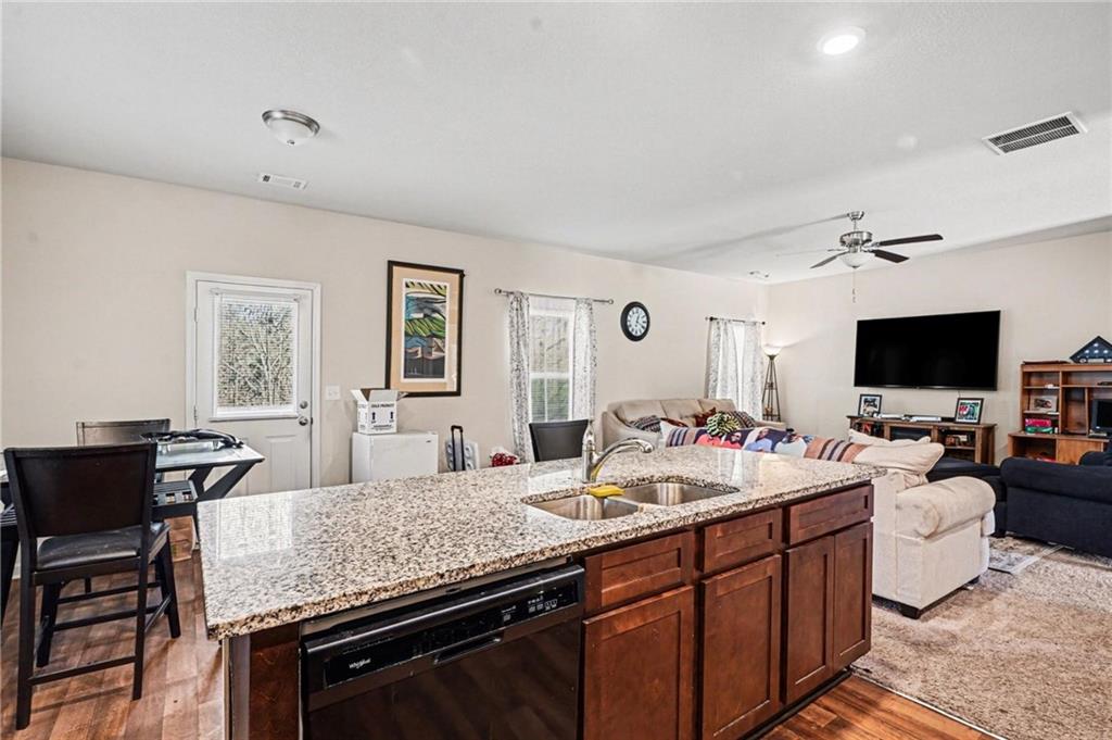 10894 Wheeler Trace Hampton, GA 30228 - Photo 9 of 29