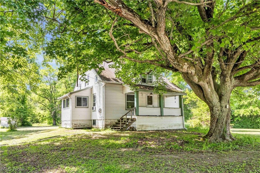 3356 South Leavitt Road Southwest Lordstown, OH 44481 - Photo 1 of 36