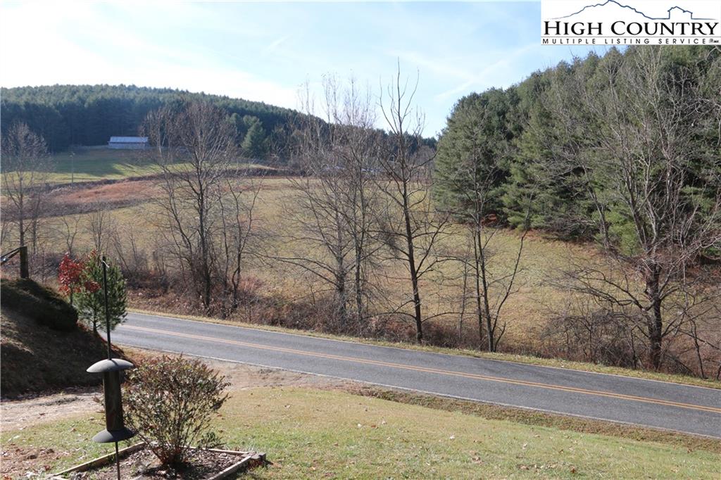 256 Clifton Road Crumpler, NC 28617 - Photo 25 of 28 Gallery Image 25