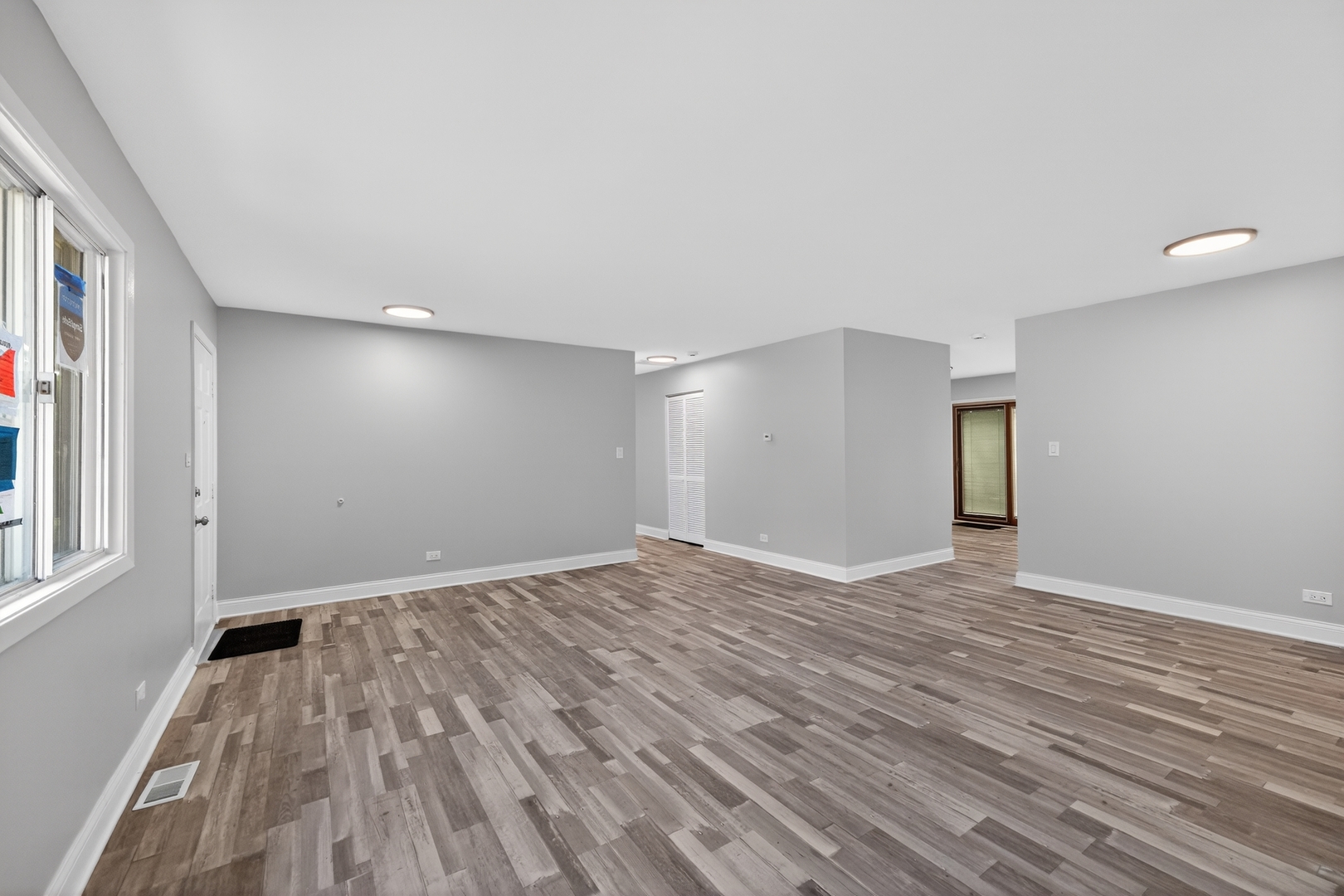 21 Willow Road Matteson, IL 60443 - Photo 14 of 28