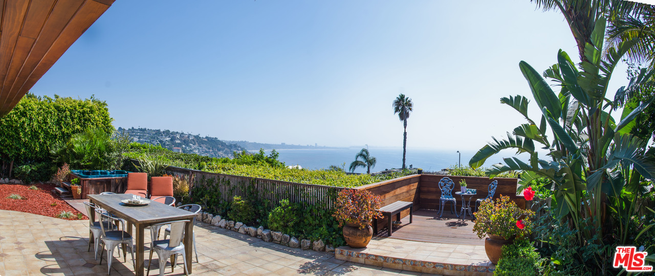 18420 Wakecrest Drive Malibu, CA 90265 - Photo 11 of 26