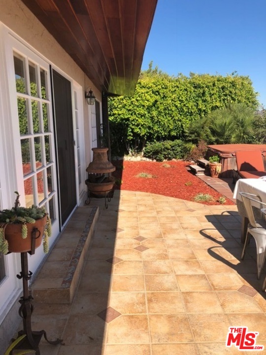 18420 Wakecrest Drive Malibu, CA 90265 - Photo 22 of 26