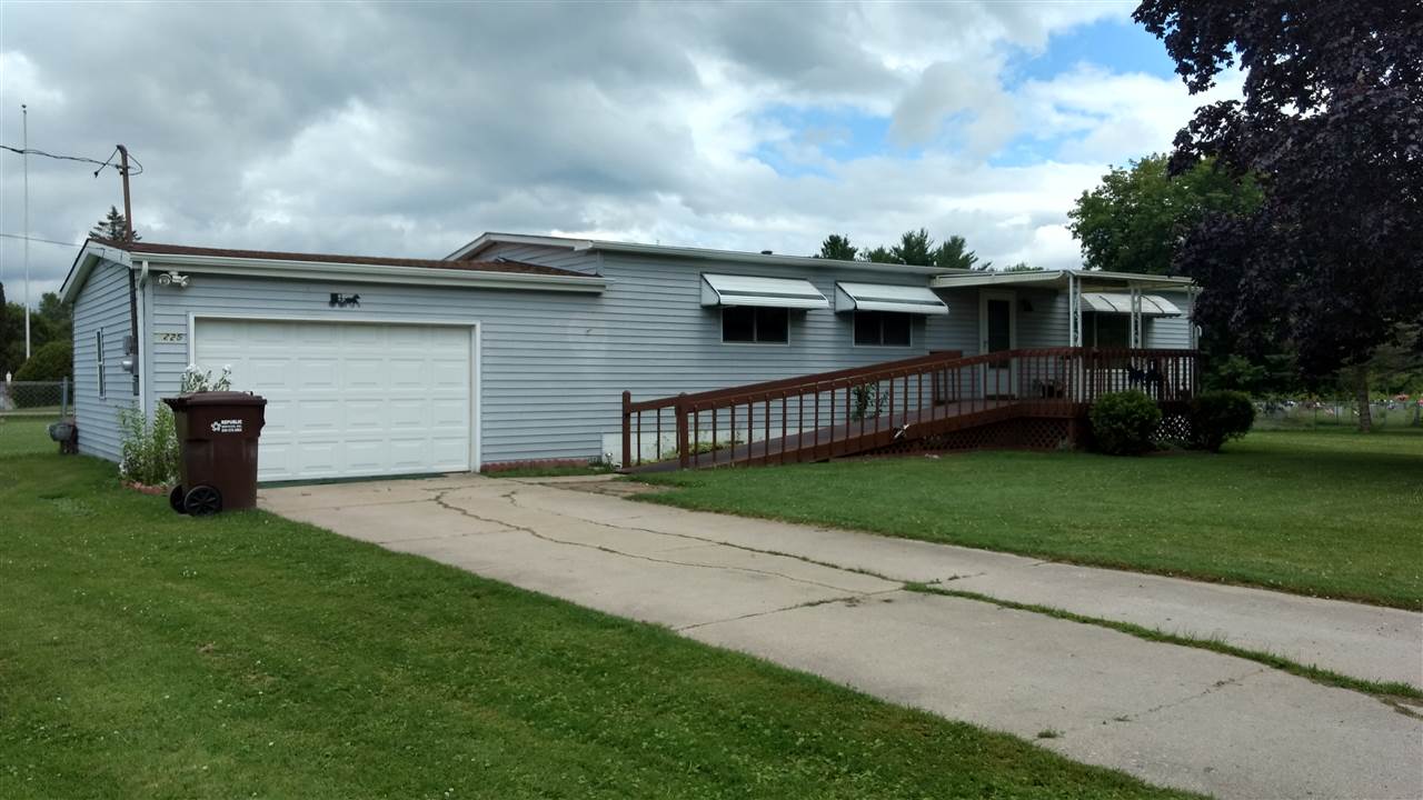 3225 Casmere Road Standish, MI 48658 - Photo 1 of 21 1835608.JPG