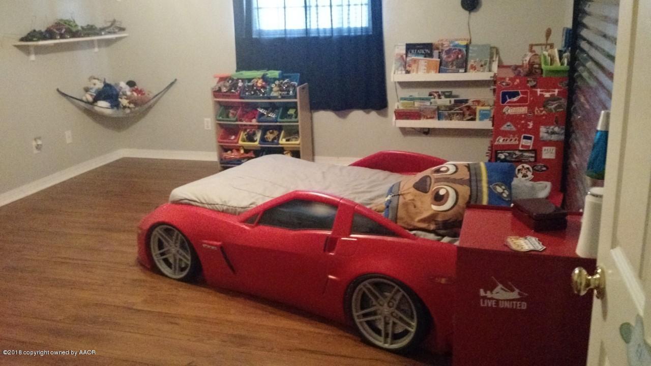 10810 Arlie Road Amarillo, TX 79108 - Photo 14 of 20 Arlie boys room