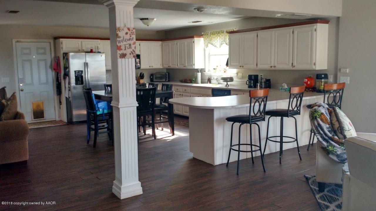10810 Arlie Road Amarillo, TX 79108 - Photo 6 of 20 Arlie lg kitchen view