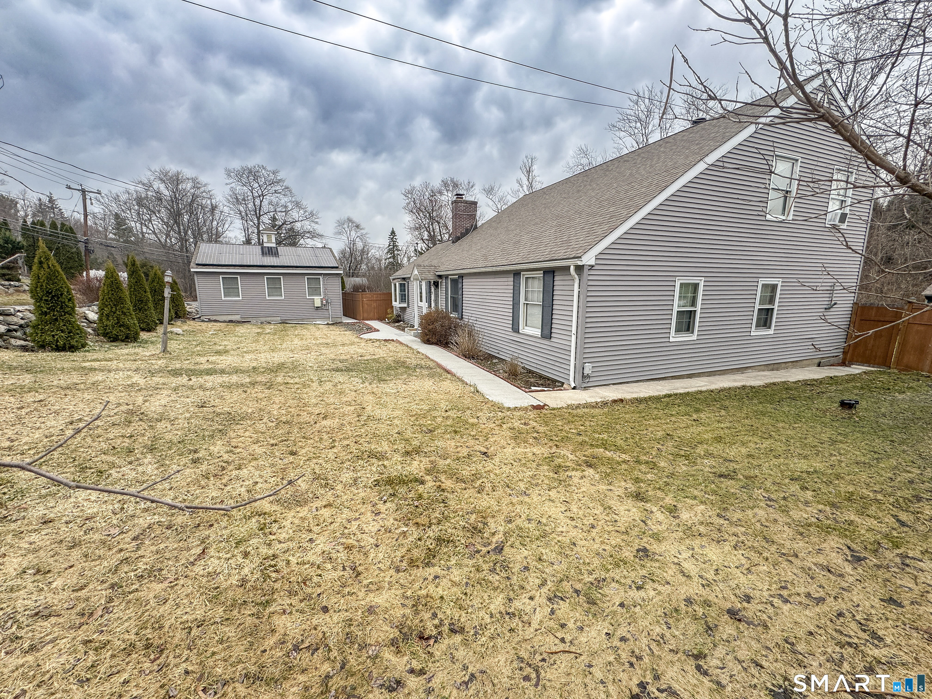 207 Stadley Rough Road Danbury, CT 06811 - Photo 6 of 29