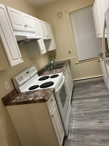 $1,900 | 176 Child Street, Warren, RI 02885