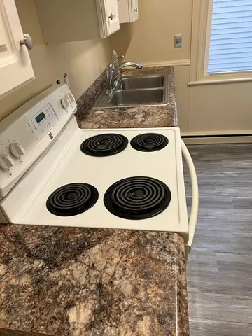 $1,900 | 176 Child Street, Warren, RI 02885