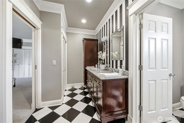 $1,598,000 | 4217 Lakeridge Drive East, Lake Tapps, WA 98391