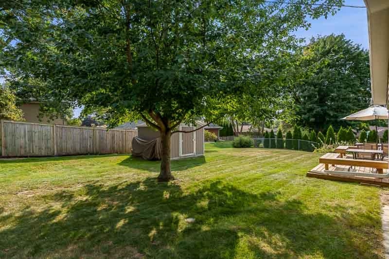 4853 Braewild Road Rockford, IL 61107 - Photo 46 of 46 a view of a backyard with a garden