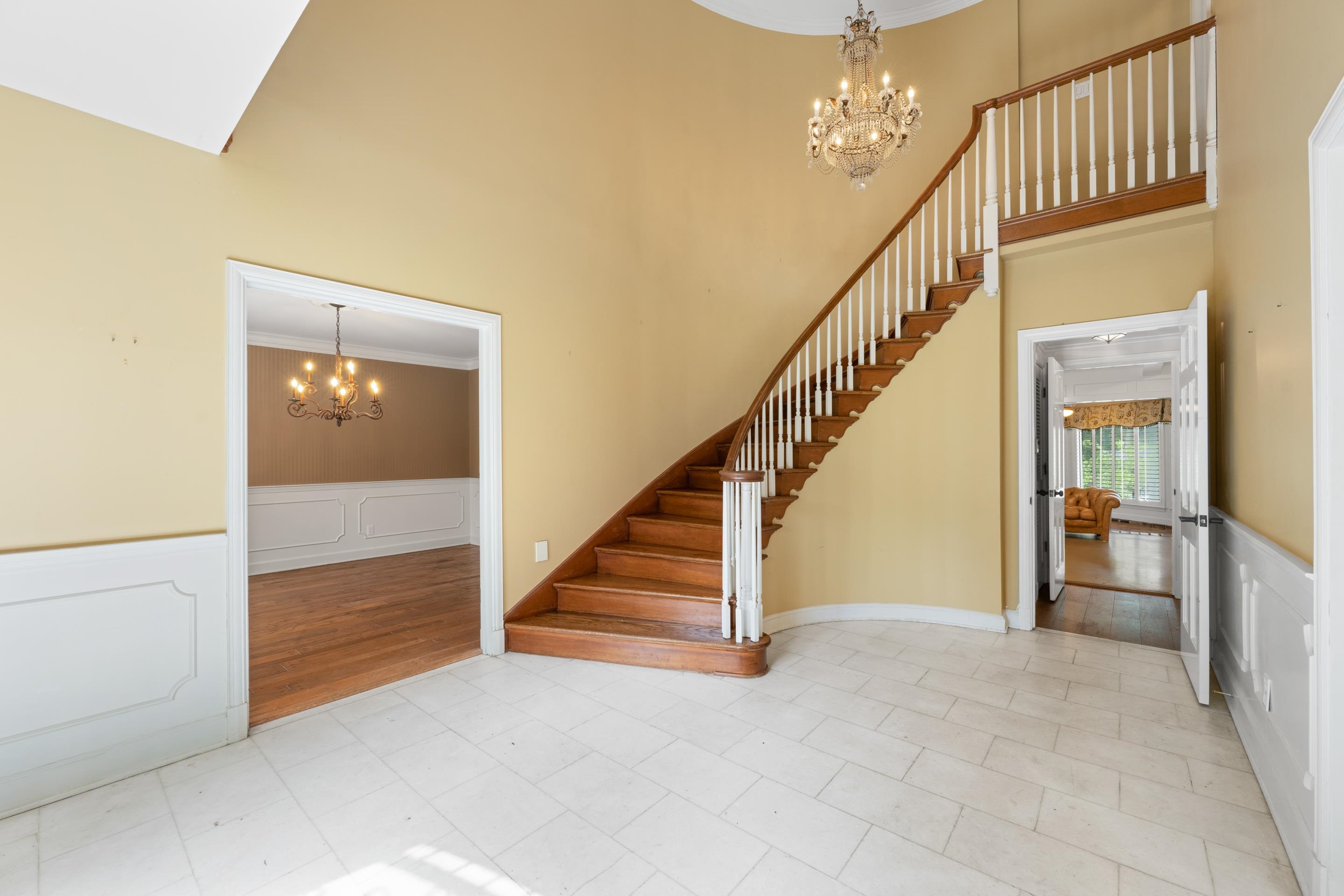 5360 Normandy Road Memphis, TN 38120 - Photo 9 of 40 2-story entry, marble floors, winding stairway ornamental molding and chandelier
