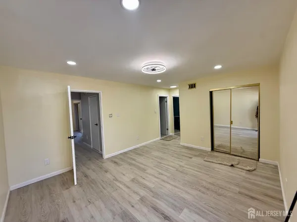 $2,490 | 1502 Bromley Estate, Clementon, NJ 08021