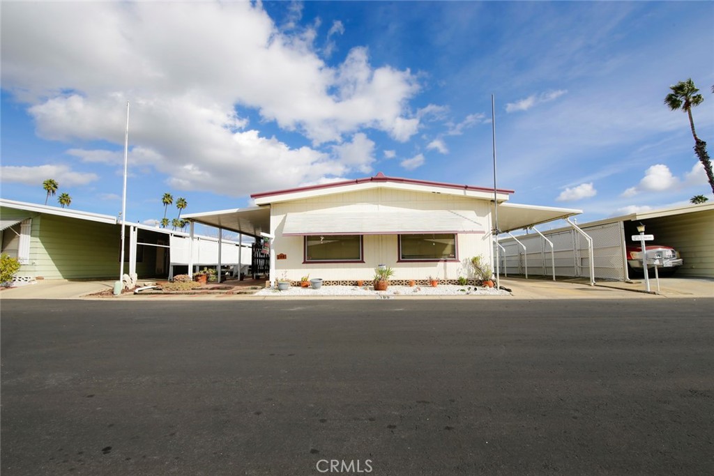 601 North Kirby Hemet Ca Unit 199  