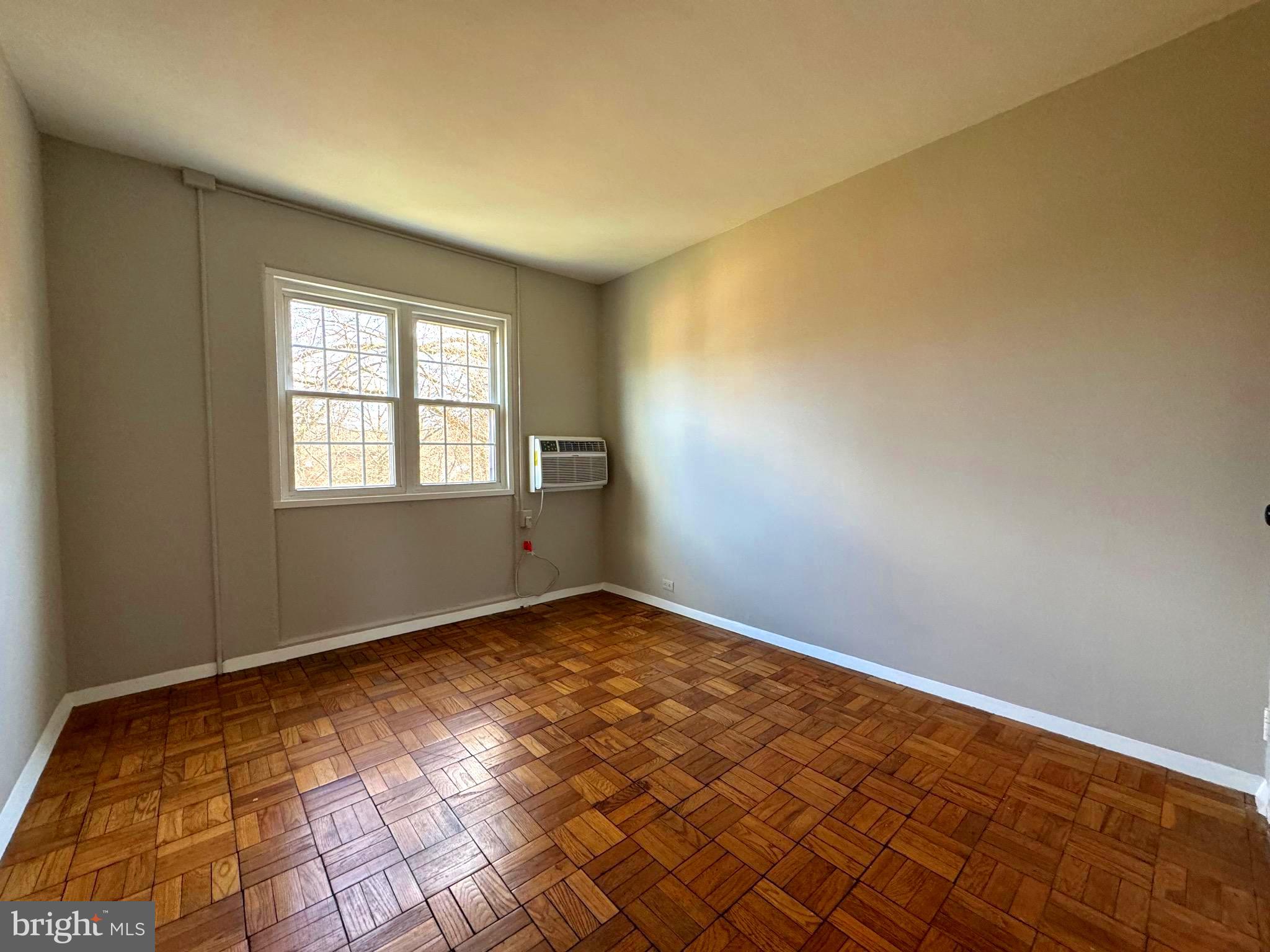 1726 Preston Road Alexandria, VA 22302 - Photo 12 of 16 a view of an empty room and window