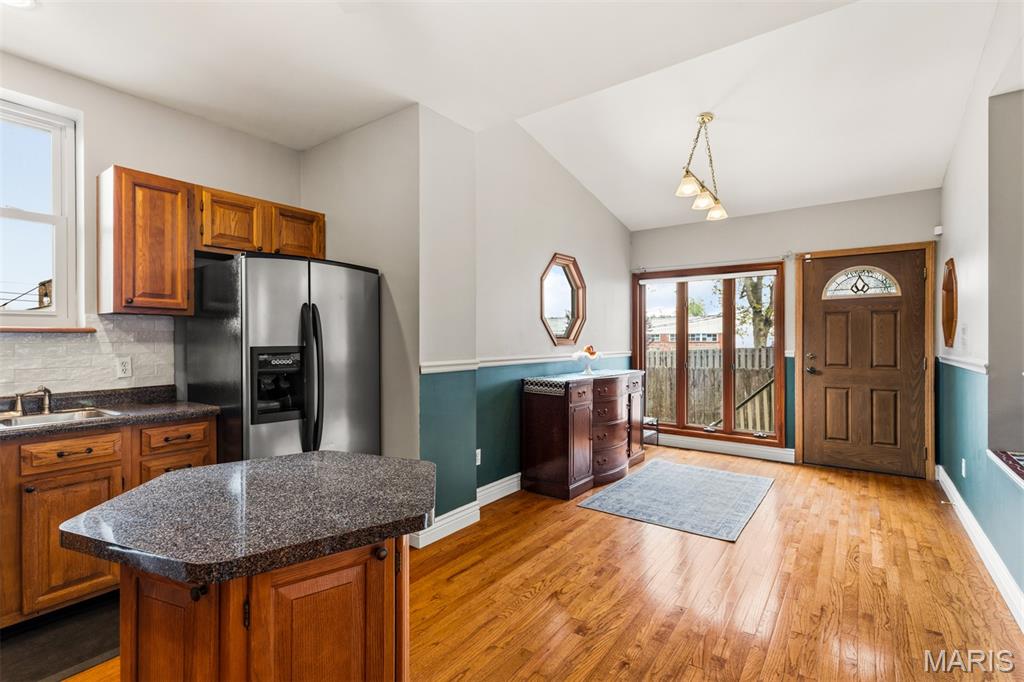 2011 Victor Street St. Louis, MO 63104 - Photo 13 of 41