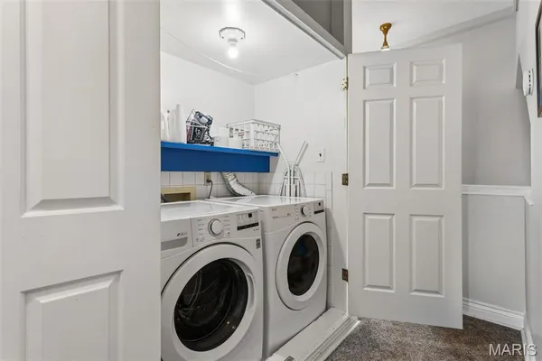 $359,000 | 2011 Victor Street, St. Louis, MO 63104