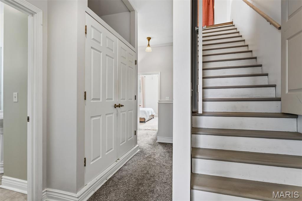 2011 Victor Street St. Louis, MO 63104 - Photo 25 of 41