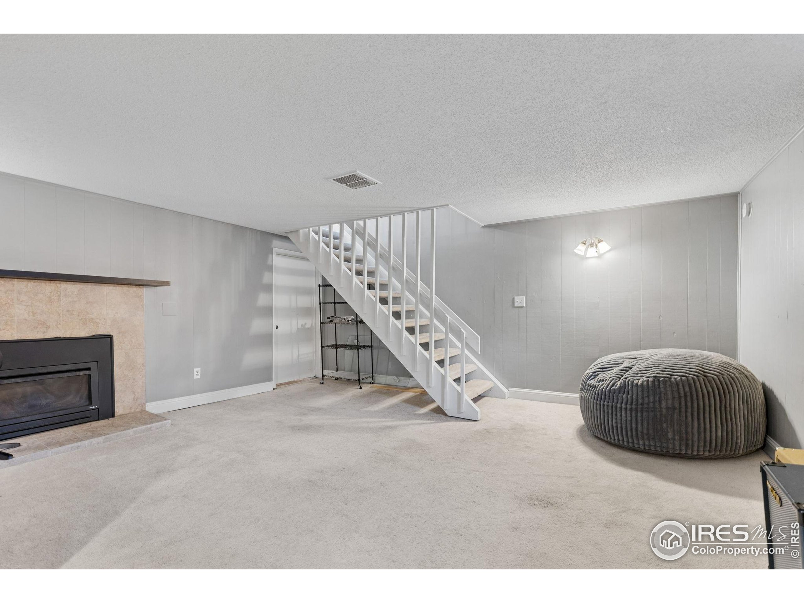 4216 East Maplewood Way Centennial, CO 80121 - Photo 34 of 43