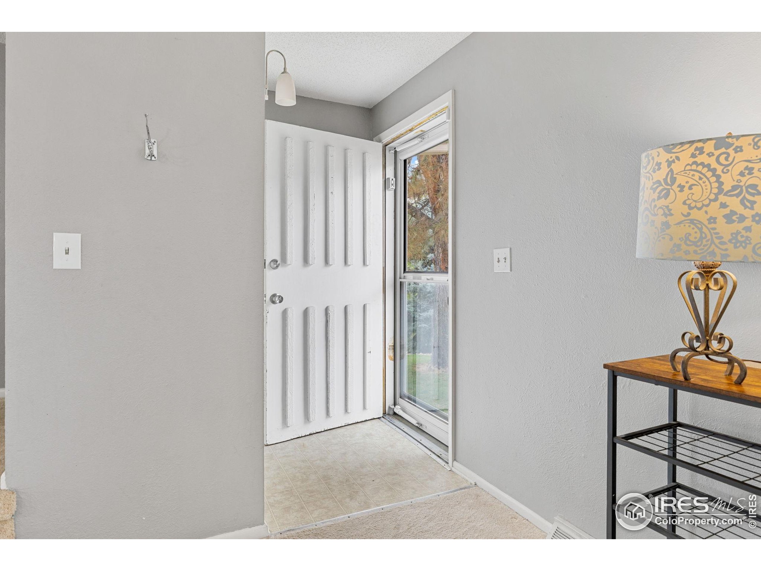 4216 East Maplewood Way Centennial, CO 80121 - Photo 4 of 43