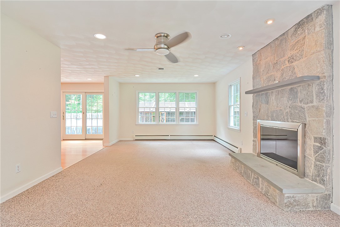 488 Log Road Smithfield, RI 02917 - Photo 23 of 48