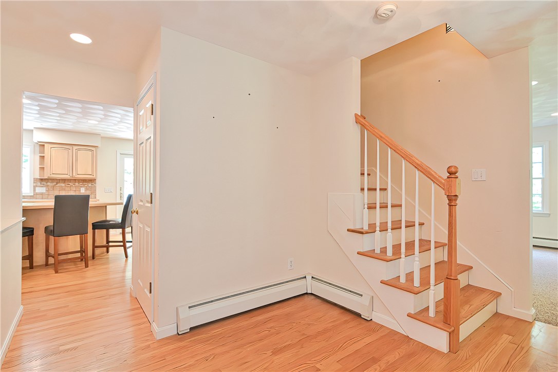 488 Log Road Smithfield, RI 02917 - Photo 35 of 48