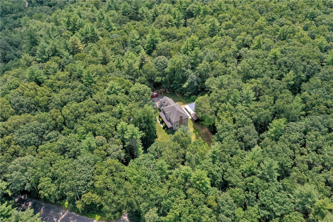488 Log Road Smithfield, RI 02917 - Photo 4 of 48
