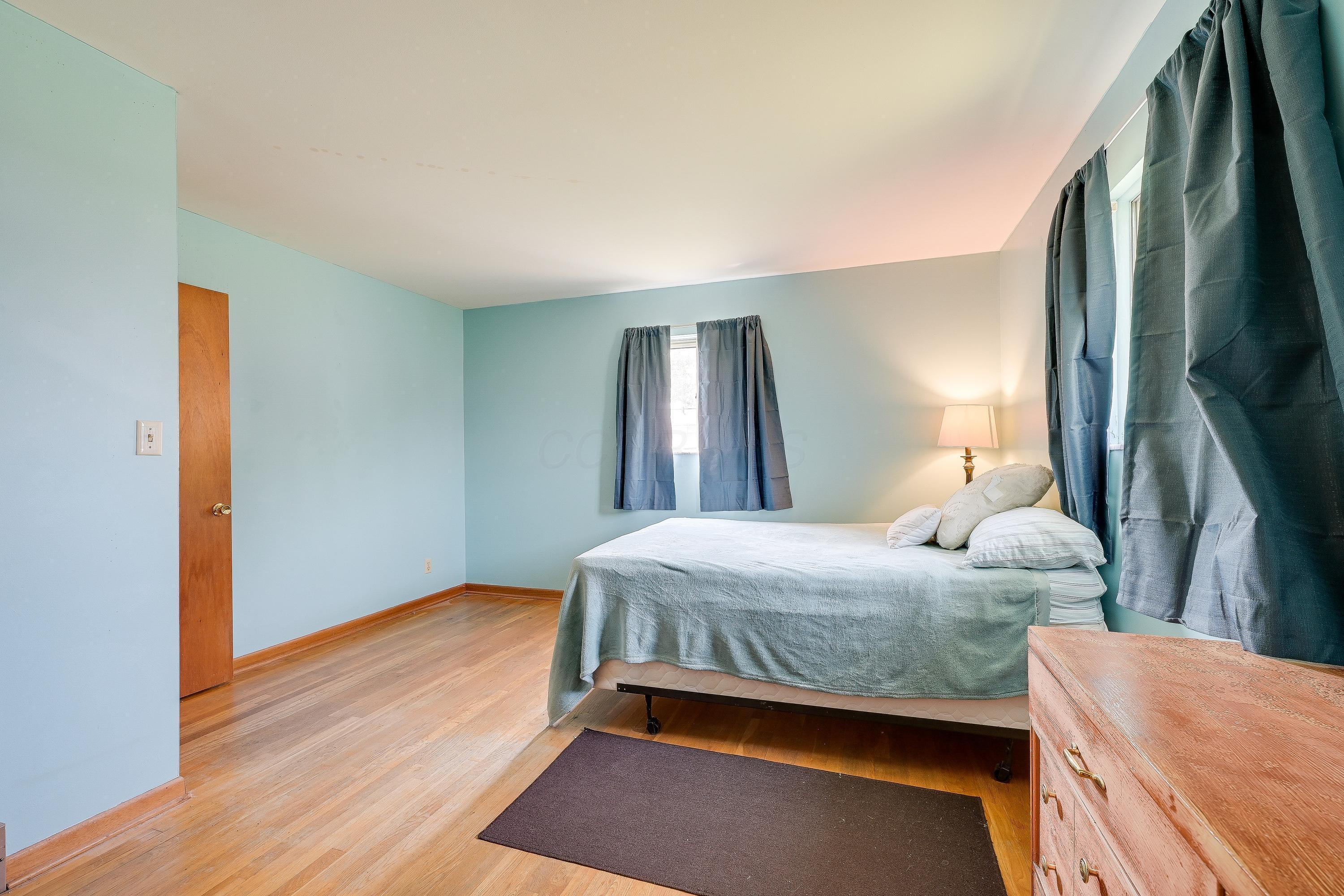 4455 Charlotte Road Obetz, OH 43207 - Photo 18 of 34 018-003-Bedroom 1-3000x2000