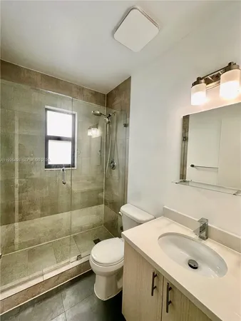 $2,400 | 4204 Southwest 14th Street, Unit 3, Miami, FL 33134