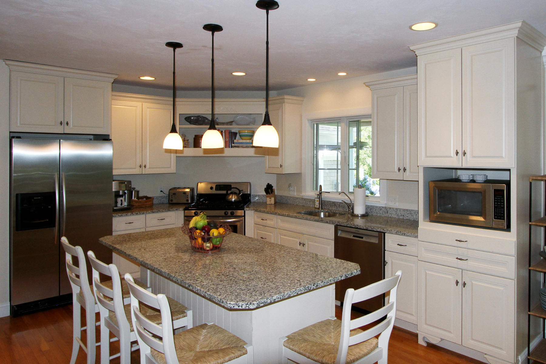 404 Harwich Road Brewster, MA 02631 - Photo 3 of 34 IMG_5758