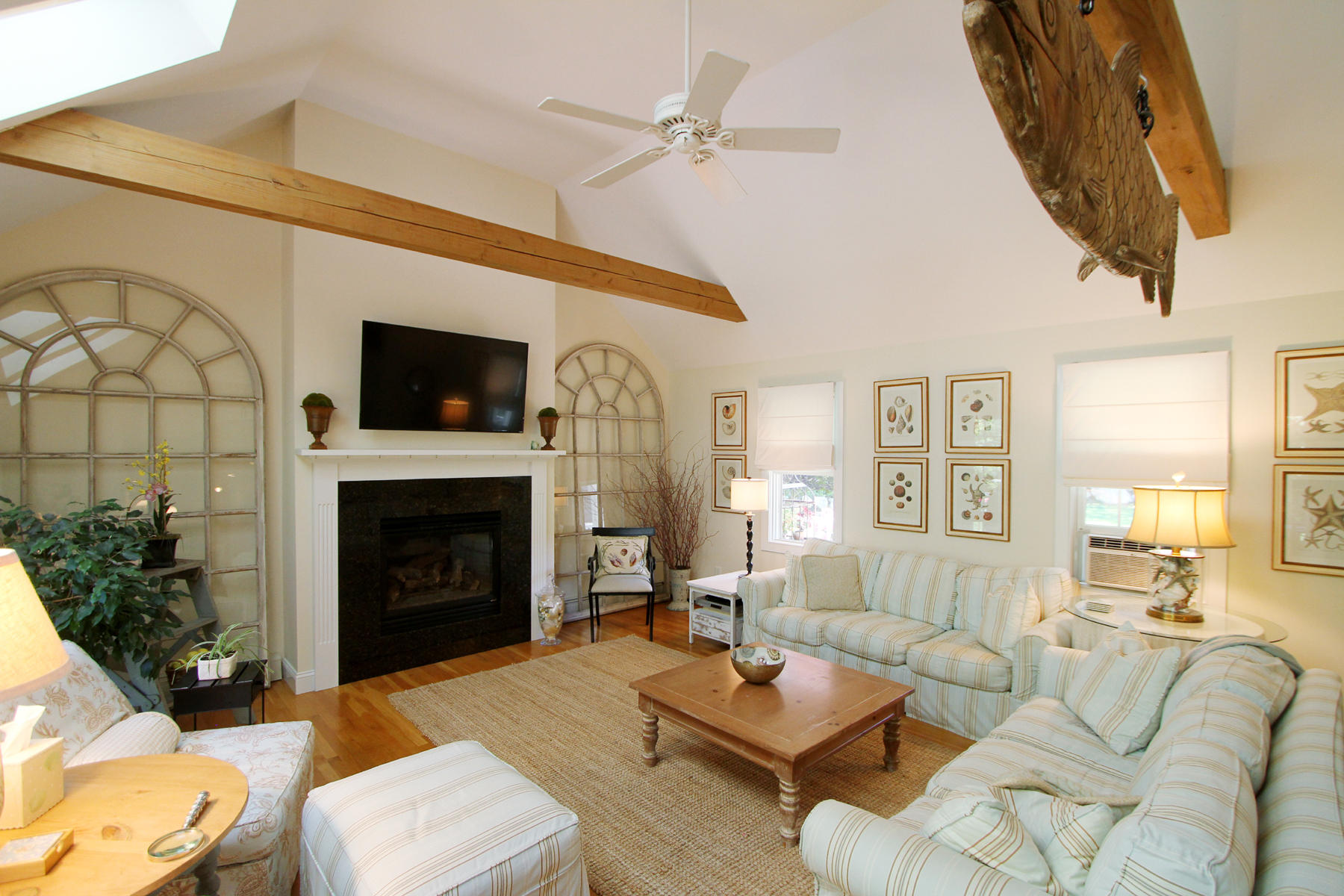 404 Harwich Road Brewster, MA 02631 - Photo 9 of 34 IMG_5768