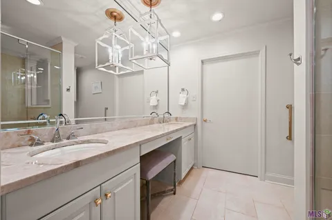 $1,225,000 | 8792 West Fairway Drive, Baton Rouge, LA 70809