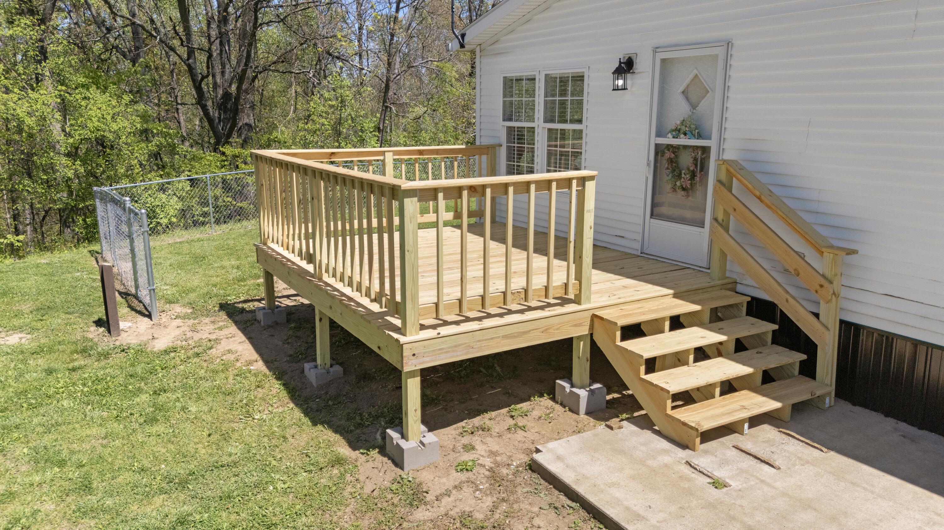 3715 Union Ridge Road Frankfort, KY 40601 - Photo 18 of 21 Deck