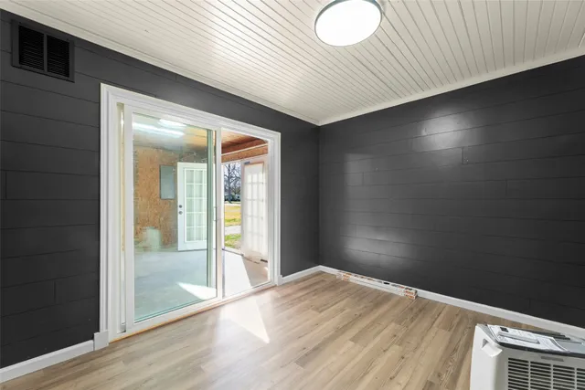 $249,000 | 210 West Mulberry Avenue, Wharton, TX 77488