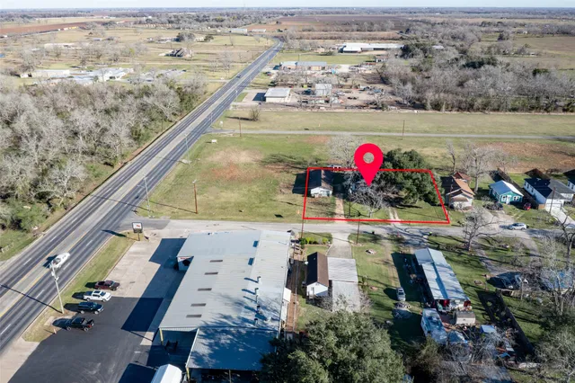 $249,000 | 210 West Mulberry Avenue, Wharton, TX 77488