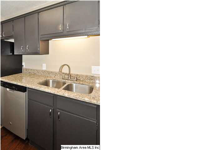 3350 Altamont Road South, Unit D13 Birmingham, AL 35205 - Photo 17 of 24