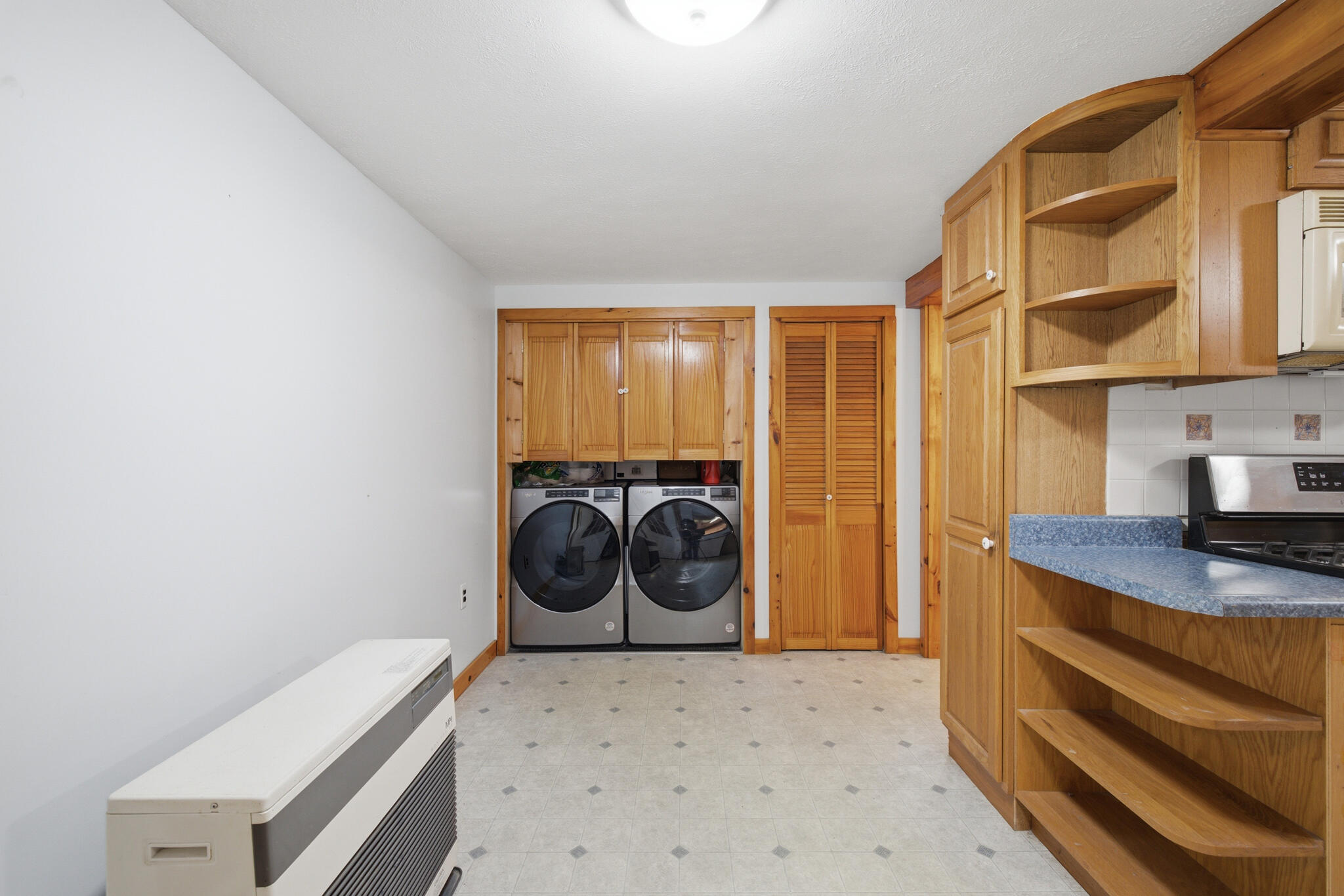 426 Hight Road Biddeford, ME 04005 - Photo 5 of 41