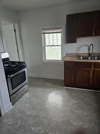 $1,450 | 417 North Main Street, Algonquin, IL 60102