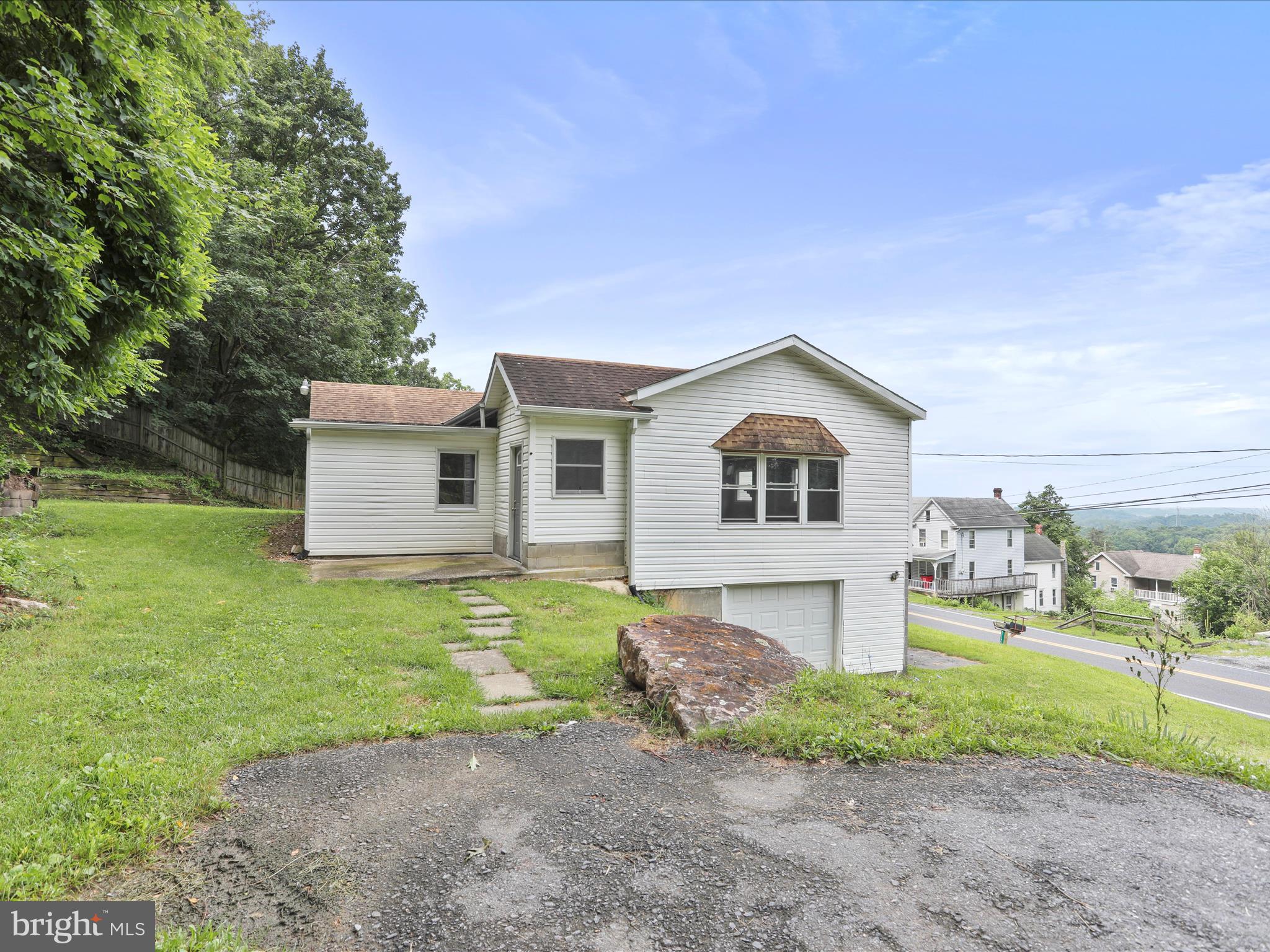 12188 Old Rte 16 Waynesboro, PA 17268 - Photo 1 of 36 Gallery Image 1