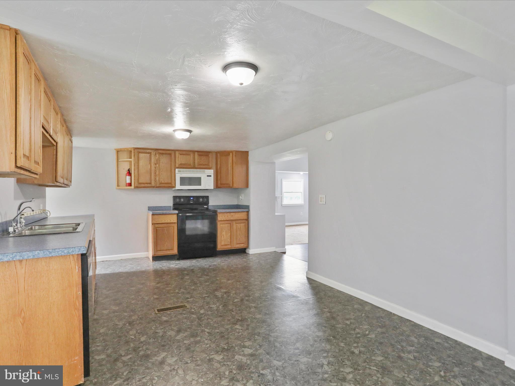 12188 Old Rte 16 Waynesboro, PA 17268 - Photo 14 of 36 Gallery Image 14