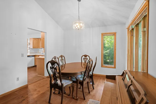 $600,000 | 4512 Williston Road, Minnetonka, MN 55345