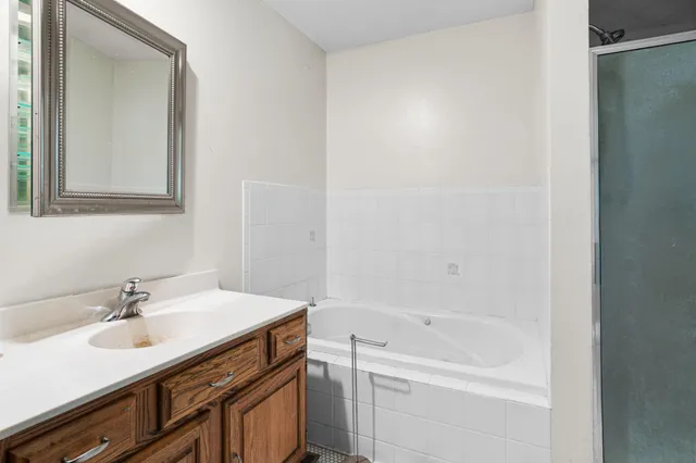 $600,000 | 4512 Williston Road, Minnetonka, MN 55345